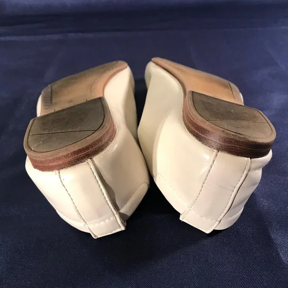 Time and Tru Cream Women's Flats - Picture 9 of 10